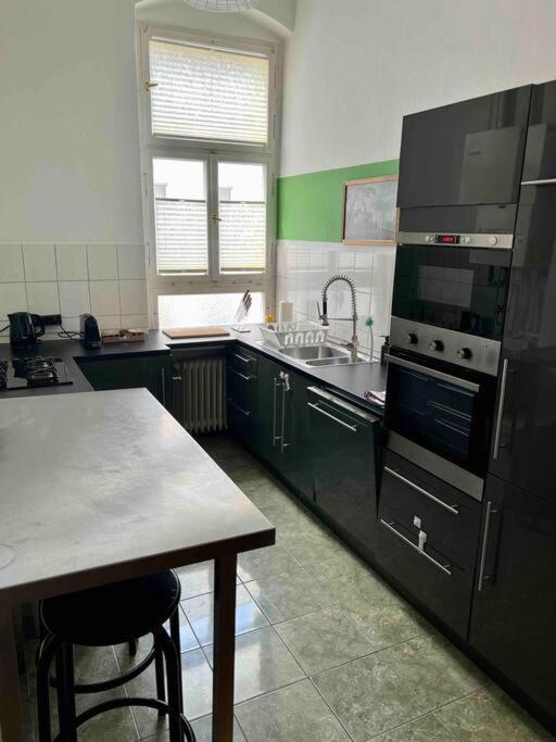 Wonderful Flat Near Ku'Damm Apartment Berlin Bagian luar foto